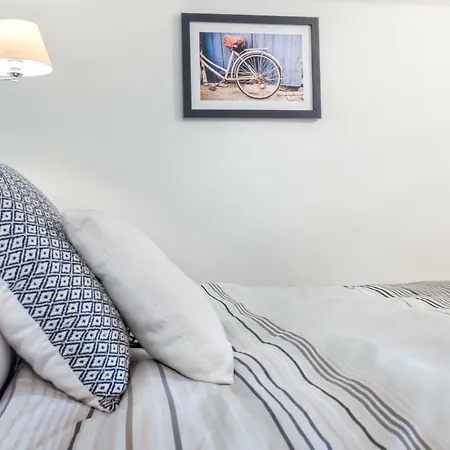 Manuela Piazza Del Plebiscito Centro * ナポリ