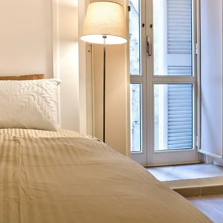 Apartment Manuela Piazza Del Plebiscito Centro Naples