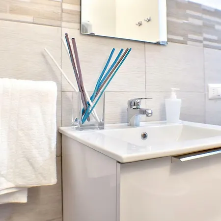 Manuela Piazza Del Plebiscito Centro Apartman *